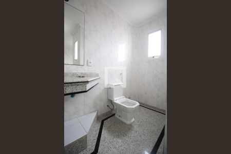 Apartamento para alugar com 264m², 4 quartos e 4 vagas Apartamento para alugar com 264m², 4 quartos e 4 vagasBanheiro da Suíte 3