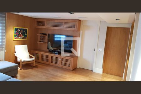 Apartamento à venda com 3 quartos, 258m² em Vila Cordeiro, São Paulo