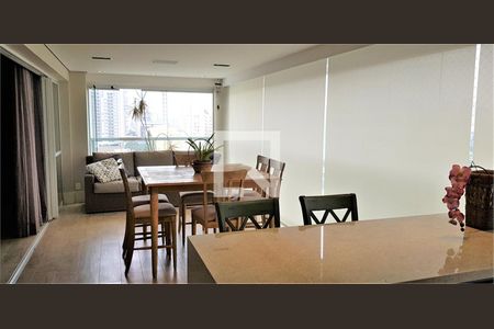 Apartamento à venda com 3 quartos, 258m² em Vila Cordeiro, São Paulo