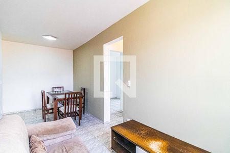 Sala de apartamento para alugar com 2 quartos, 50m² em Jd Ferreira, São Paulo