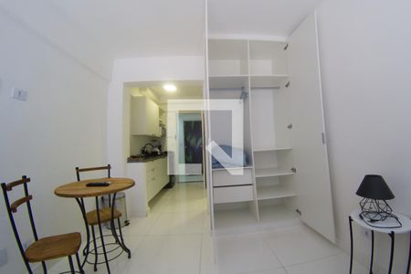 Quarto - Armários de kitnet/studio para alugar com 1 quarto, 22m² em Jardim das Vertentes, São Paulo