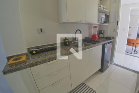 Cozinha  de kitnet/studio para alugar com 1 quarto, 22m² em Jardim das Vertentes, São Paulo