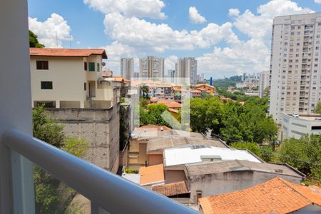 Varanda - Vista de kitnet/studio para alugar com 1 quarto, 22m² em Jardim das Vertentes, São Paulo