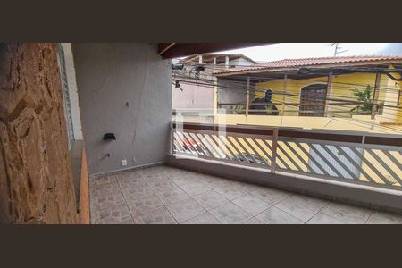 Sacada de casa para alugar com 2 quartos, 70m² em Jardim Roberto, Osasco