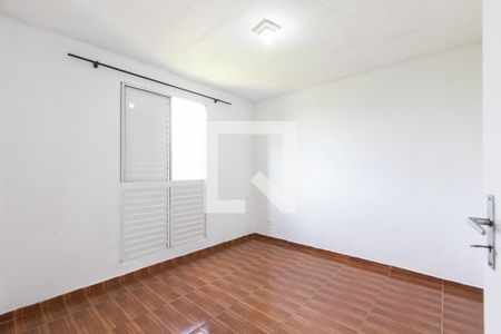 Quarto 1  de apartamento para alugar com 2 quartos, 49m² em Conjunto Residencial José Bonifácio, São Paulo