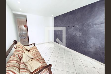 Casa à venda com 110m², 2 quartos e 2 vagasSala