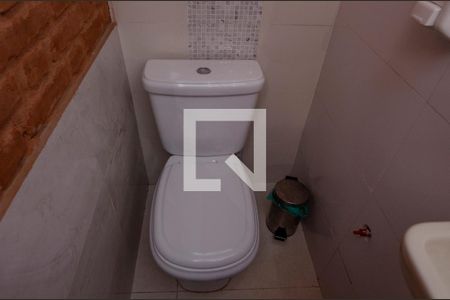 Lavabo de casa de condomínio para alugar com 4 quartos, 504m² em Vargem Grande, Rio de Janeiro