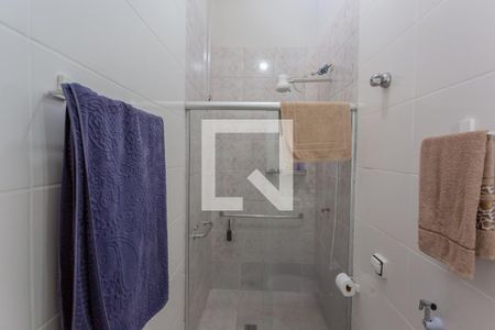 Casa à venda com 76m², 2 quartos e 4 vagas Casa à venda com 76m², 2 quartos e 4 vagasBanheiro