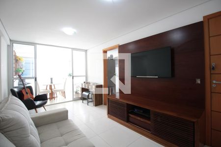 Sala de apartamento para alugar com 3 quartos, 75m² em Jaraguá, Belo Horizonte