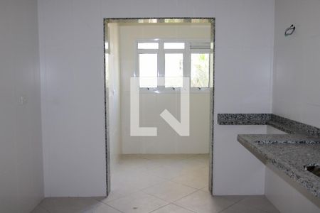 Apartamento à venda com 121m², 3 quartos e 2 vagas Apartamento à venda com 121m², 3 quartos e 2 vagasCozinha