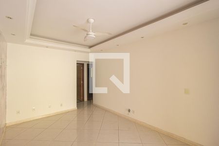 Sala de casa para alugar com 2 quartos, 143m² em Campo Grande, Rio de Janeiro