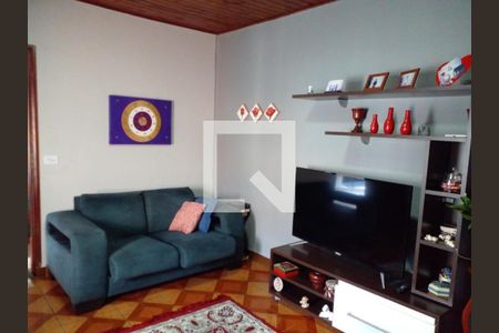 Foto 14 de casa à venda com 3 quartos, 184m² em Vila Tolstoi, São Paulo