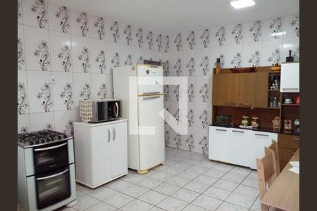 Foto 09 de casa à venda com 3 quartos, 184m² em Vila Tolstoi, São Paulo