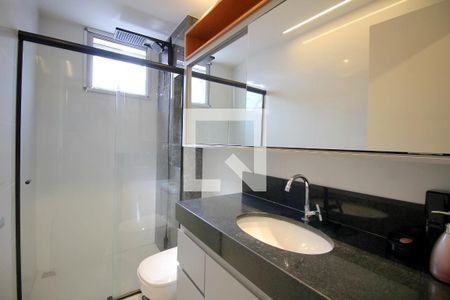 Banheiro do Quarto 1 de apartamento para alugar com 3 quartos, 82m² em Sagrada Família, Belo Horizonte