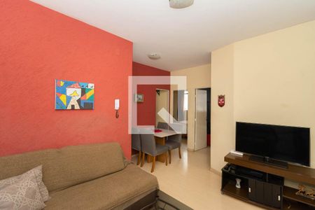 Sala de apartamento à venda com 3 quartos, 50m² em Jardim Riacho das Pedras, Contagem