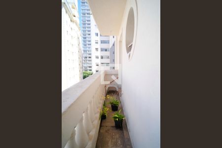 Varanda de apartamento à venda com 3 quartos, 136m² em Paraíso, São Paulo