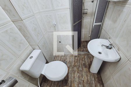 Banheiro de apartamento para alugar com 1 quarto, 54m² em Santa Teresa, Rio de Janeiro