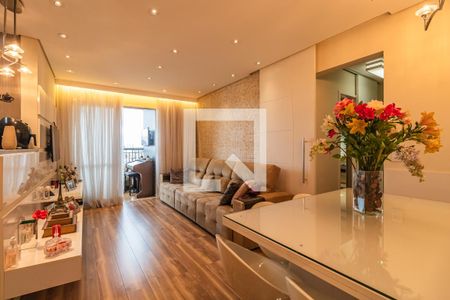 Sala de apartamento à venda com 3 quartos, 94m² em Jardim Tupanci, Barueri