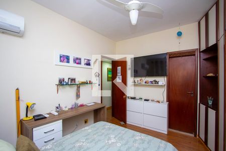 Suíte de apartamento à venda com 3 quartos, 120m² em Icaraí, Niterói