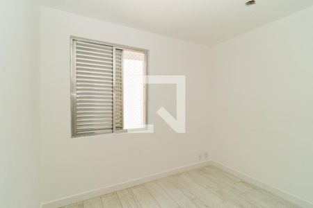 Suíte de apartamento à venda com 3 quartos, 92m² em Vila Cachoeira, São Paulo