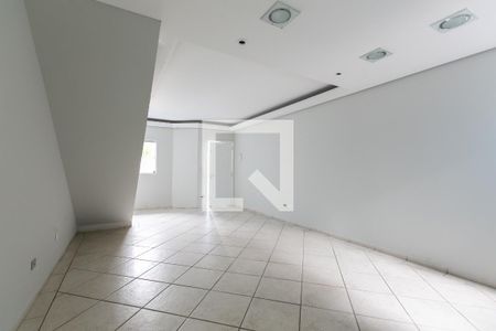 Sala  de casa à venda com 3 quartos, 120m² em Vila Carmosina, São Paulo