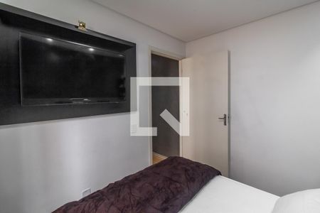 Quarto 1 de apartamento para alugar com 2 quartos, 49m² em Jardim Maringá, São Paulo