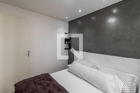 Quarto 1 de apartamento para alugar com 2 quartos, 49m² em Jardim Maringá, São Paulo