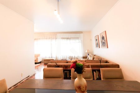 Sala de casa à venda com 3 quartos, 264m² em Vila Universitaria, São Paulo