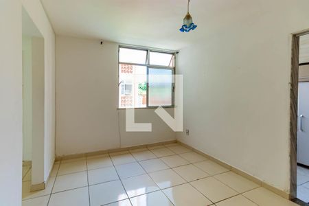 Sala de apartamento à venda com 3 quartos, 78m² em Cubango, Niterói