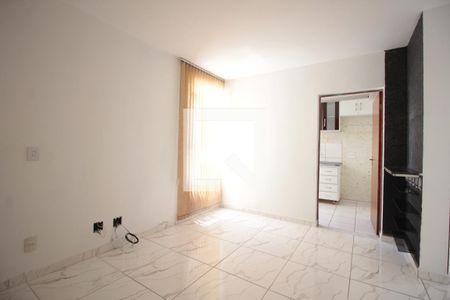 Sala de apartamento à venda com 2 quartos, 50m² em Piratininga, Belo Horizonte