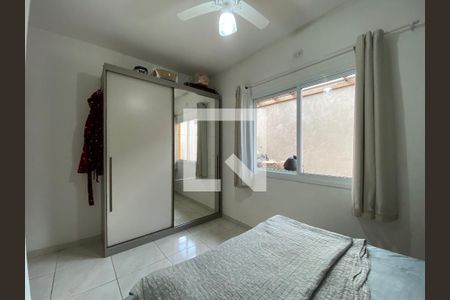 Quarto 1 de casa à venda com 2 quartos, 75m² em Olaria, Canoas