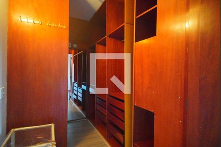 Closet da suíte de apartamento à venda com 4 quartos, 153m² em Rio Branco, Porto Alegre