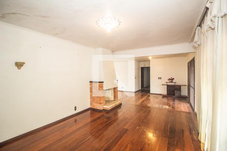 Sala de casa para alugar com 4 quartos, 347m² em Medianeira, Porto Alegre
