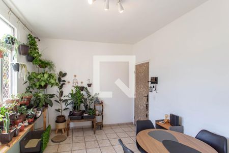 Sala de apartamento à venda com 3 quartos, 64m² em Alípio de Melo, Belo Horizonte