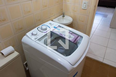 BANHEIRO/ÁREA DE SERVIÇO de kitnet/studio para alugar com 1 quarto, 38m² em Centro, Campinas