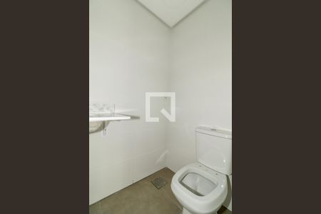 Banheiro da Suíte de apartamento à venda com 2 quartos, 67m² em Passo D’areia, Porto Alegre