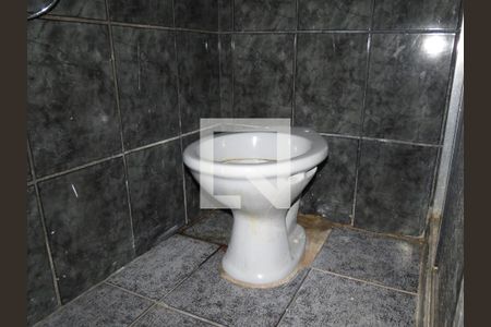 Banheiro - Privada de casa para alugar com 1 quarto, 40m² em Parque São Luís, São Paulo