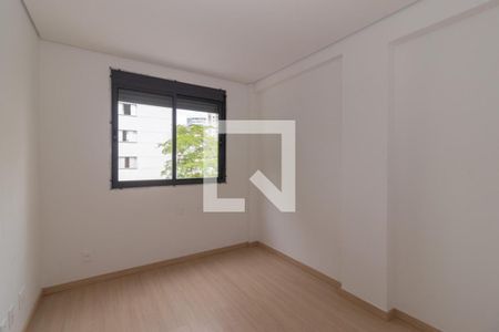Foto 04 de apartamento à venda com 3 quartos, 83m² em Buritis, Belo Horizonte