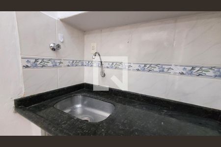 Cozinha de apartamento à venda com 1 quarto, 24m² em Centro, Campinas