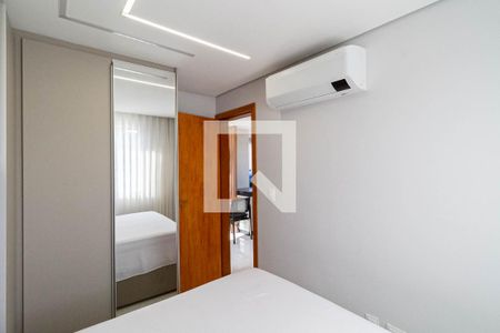 Quarto 2 de apartamento à venda com 3 quartos, 120m² em Piratininga, Belo Horizonte