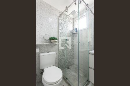 Apartamento à venda com 47m², 2 quartos e 1 vaga Apartamento à venda com 47m², 2 quartos e 1 vagaBanheiro