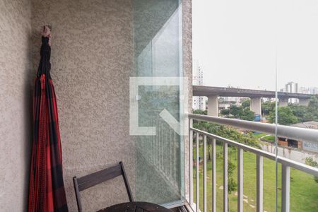 Varanda  de apartamento à venda com 3 quartos, 66m² em Guaiaúna, São Paulo