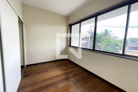 Quarto de casa para alugar com 3 quartos, 200m² em Parque Pauliceia, Duque de Caxias