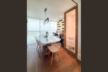 Sala de apartamento à venda com 2 quartos, 100m² em Barra da Tijuca, 
