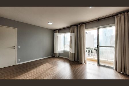 Sala de apartamento à venda com 3 quartos, 85m² em Cambuí, Campinas