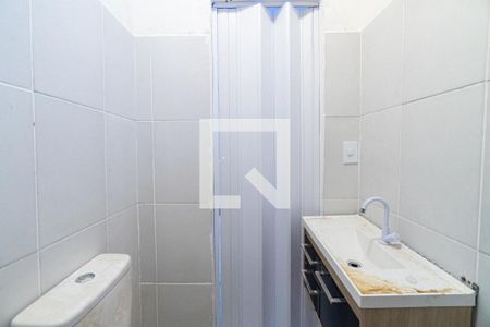 Banheiro de kitnet/studio para alugar com 1 quarto, 20m² em Indianópolis, São Paulo