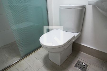 Banheiro de apartamento à venda com 1 quarto, 70m² em Indianópolis, São Paulo