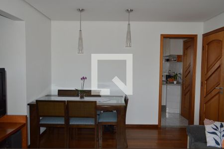 Apartamento à venda com 86m², 3 quartos e 1 vagaSala