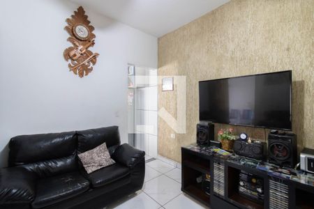 Sala de casa à venda com 2 quartos, 125m² em Jardim Santa Cecilia, Guarulhos