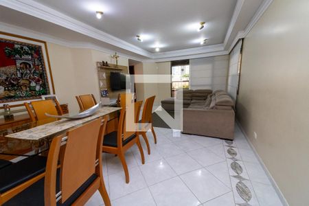 Apartamento para alugar com 147m², 3 quartos e 2 vagasSala